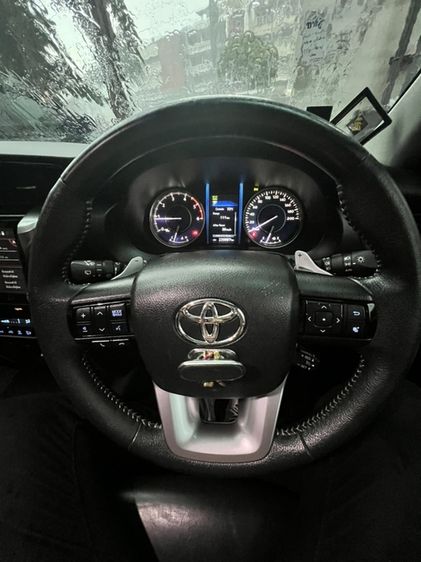Toyota Fortuner 2021 2.4 V Utility-car ดีเซล ไม่ติดแก๊ส เกียร์อัตโนมัติ ดำ รูปที่ 3
