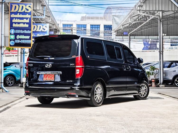 Hyundai H-1 2022 2.5 Elite Van ดีเซล เกียร์อัตโนมัติ ดำ รูปที่ 2