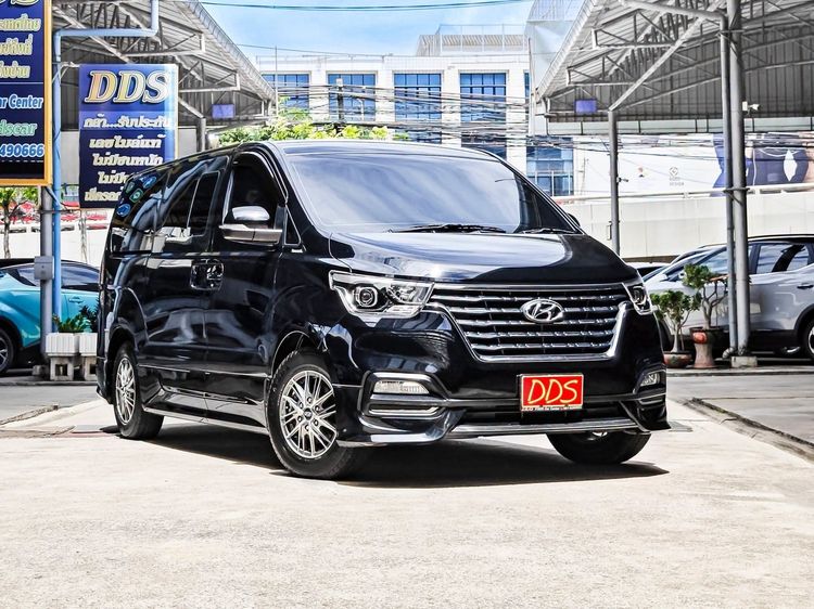 Hyundai H-1  2022 2.5 Elite Van ดีเซล เกียร์อัตโนมัติ ดำ รูปที่ 4