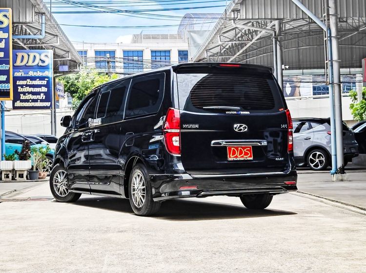 Hyundai H-1 2022 2.5 Elite Van ดีเซล เกียร์อัตโนมัติ ดำ รูปที่ 3