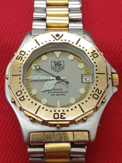 นาฬิกาข้อมือTAG Heuer 3000 Professional 200 Meters (ตระกูล 3000 Series)นาฬิกาดำน้ำวินเทจยอดนิยมจากยุค 1980s - 1990s รูปที่ 3