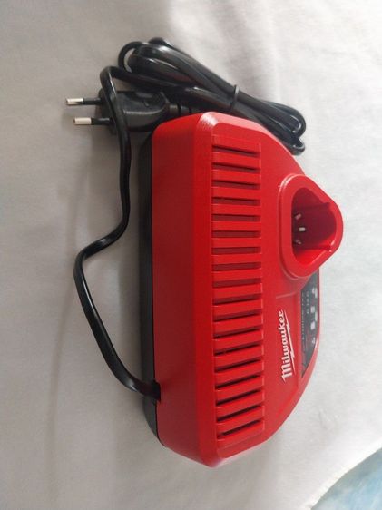 ขายแท่นชาร์จแบตตารี่Milwaukee M12 รุ่น C12C 12โวลต์ แท้100% รูปที่ 5