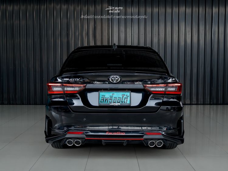 Toyota Yaris ATIV 2023 1.2 Premium Luxury Sedan เบนซิน ไม่ติดแก๊ส เกียร์อัตโนมัติ ดำ รูปที่ 3