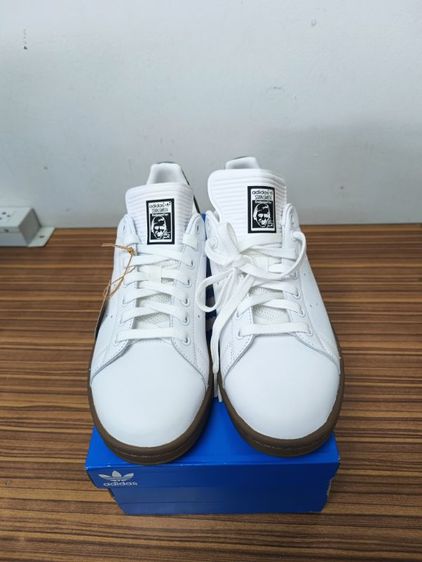Adidas Stan Smith รหัสรุ่น IG1320ซื้อมา4000บาท ไม่ได้ใส่