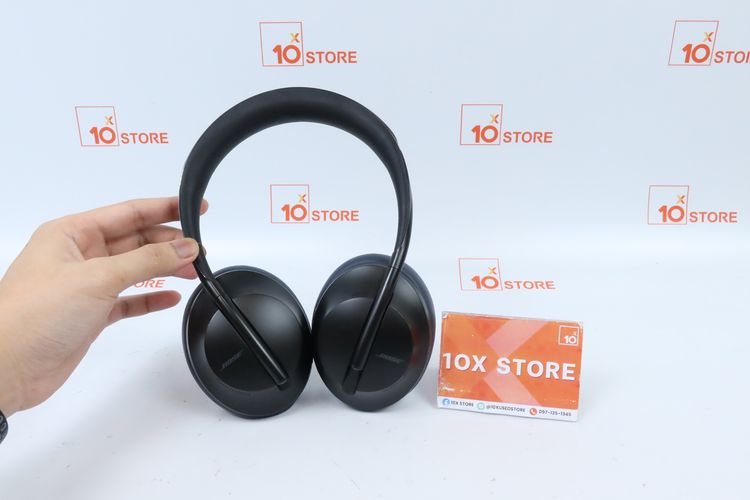 Bose 700