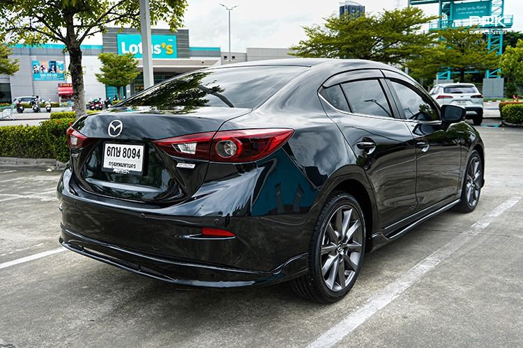 Mazda Mazda3 2017 2.0 SP Sedan เบนซิน ไม่ติดแก๊ส เกียร์อัตโนมัติ ดำ รูปที่ 4