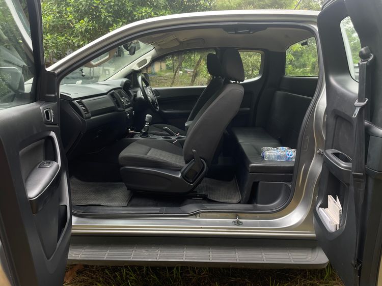 Ford Ranger 2019 2.2 Hi-Rider XL Plus Pickup ดีเซล เกียร์ธรรมดา บรอนซ์เงิน รูปที่ 3