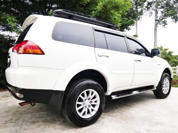 Mitsubishi Pajero Sport 2013 2.4 GT Utility-car ดีเซล ไม่ติดแก๊ส เกียร์อัตโนมัติ ขาว รูปที่ 4