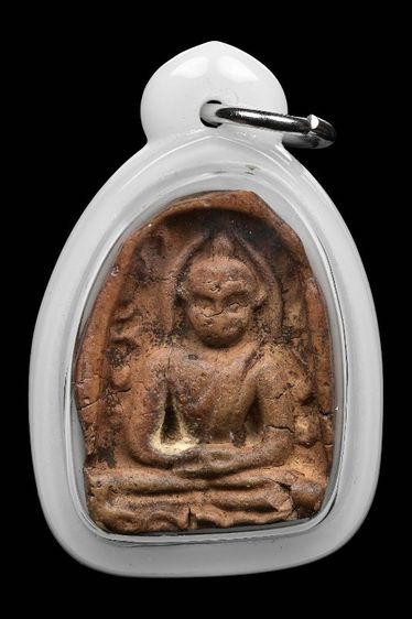 พระซุ้มกอ ขุดพบเจอได้ที่กรุทุ่งเศรษฐี กรุเก่า จ.กำแแพงเพชร สภาพสวยเก่าเดิมจากกรุ เจ้าของคุณตาคนพื้นที่ใช้ห้อยคอบูชาอยู่ ได้เเบ่งปันมาครับ