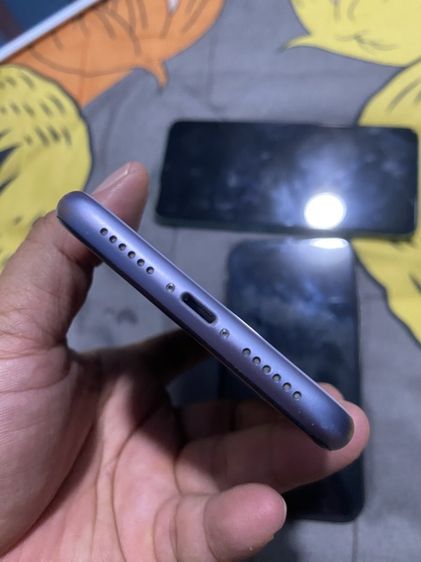 📱 ส่งต่อ iPhone 11 สีม่วง พาส Wi-Fi สภาพสวยๆ จอแท้ แบตเต็ม 100% 📱 รูปที่ 7