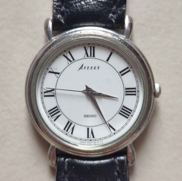 Seiko Avenue 5P31-6D20 นาฬิกาวินเทจ เลขโรมัน สายหนัง ญี่ปุ่น สีเงิน Leather Japan Silver Roman Dial Vintage Dress Watch