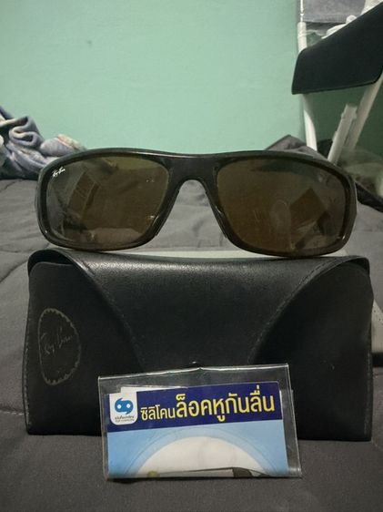 แว่นตากันแดด ท่านใดสนใจแว่นกันแดด Ray-Ban กับ  BOLON. บ้าง ของแท้ 100% ซื้อมาไม่ได้ใช้ เก็บมากกว่า เลยมาแบ่งปันราคากัน 1,500 ทุกอัน ใครสนใจ ทักได้ 02-1297542