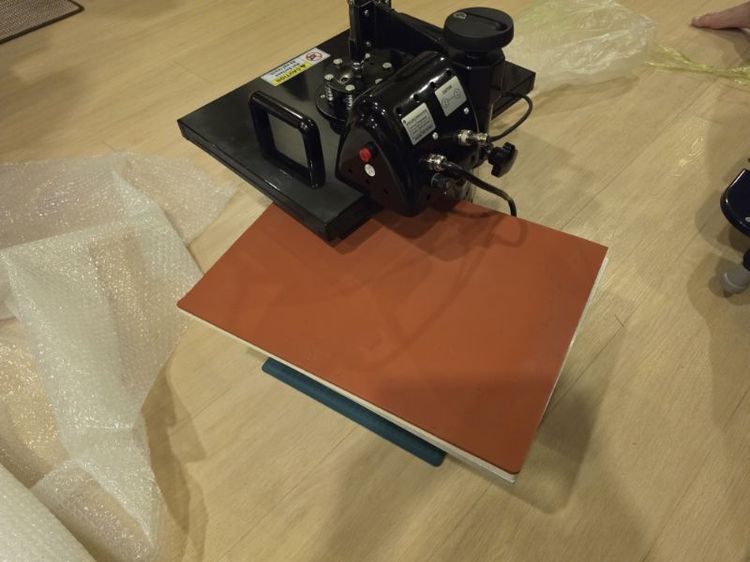 เครื่องรีดร้อน เครื่องสกรีนเสื้อ A3 Heat Press เครื่องร้านแนะนำรีดร้อนดิจิตอล เครื่องสกรีนA3 รูปที่ 2