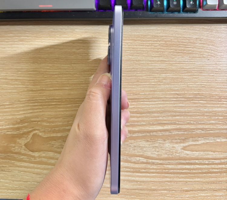 Vivo V60 Lite 5G แรม12 ประกันอีกยาว รูปที่ 3