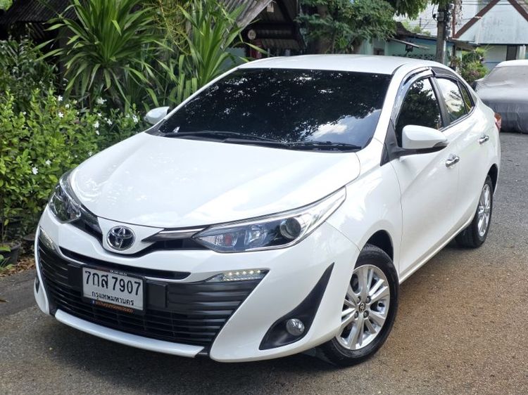 Toyota Yaris ATIV 2018 1.2 G Sedan เบนซิน ไม่ติดแก๊ส เกียร์อัตโนมัติ ขาว