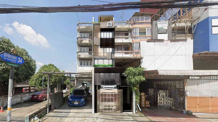 อาคารพาณิชย์ 4.5 ชั้น ติดถนนใหญ่รัตนาธิเบศร์