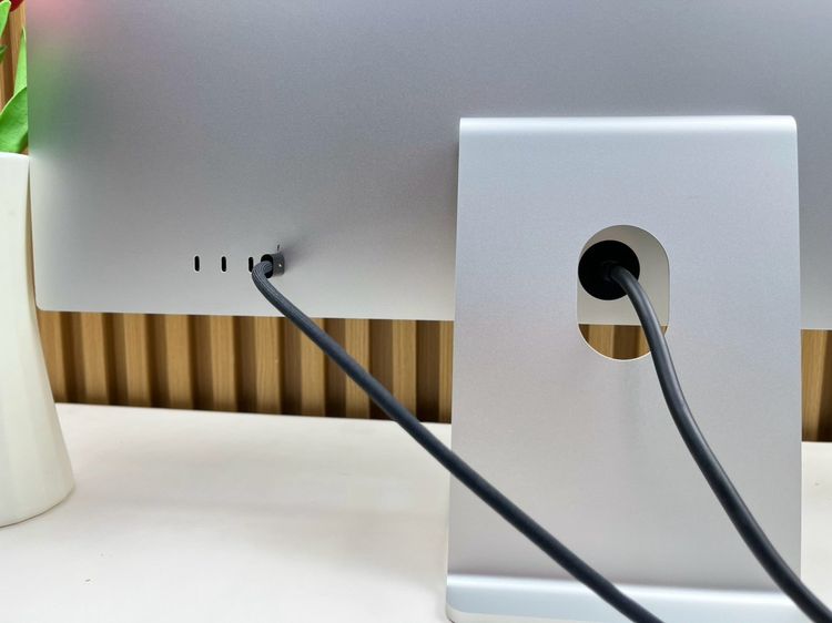 Studio Display 27-inch Retina 5K Standard Glass รูปที่ 8