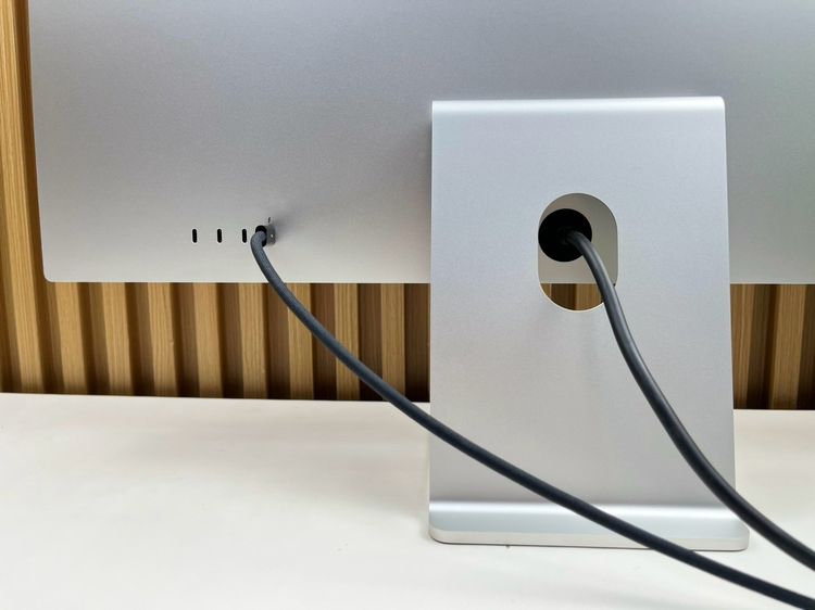 Studio Display 27-inch Retina 5K Standard Glass รูปที่ 8