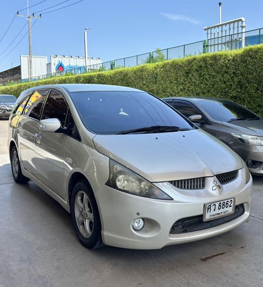 Mitsubishi Space Wagon 2005 2.4 GLS Utility-car เบนซิน ไม่ติดแก๊ส เกียร์อัตโนมัติ บรอนซ์ทอง รูปที่ 2