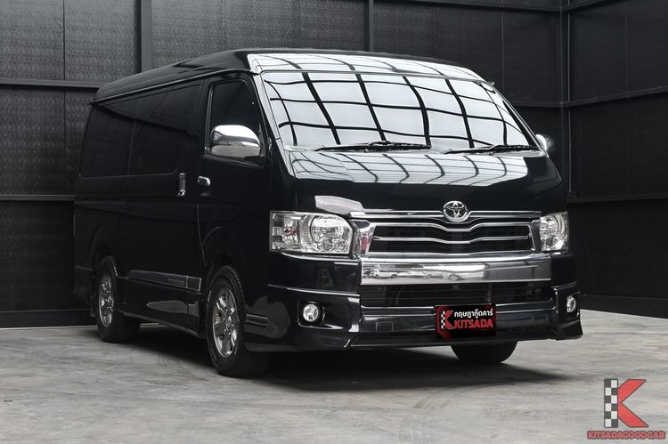 Toyota Ventury 2017 3.0 V Van ดีเซล ไม่ติดแก๊ส เกียร์อัตโนมัติ ดำ