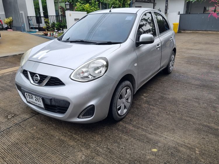 รถ Nissan March 1.2 EL สี บรอนซ์เงิน