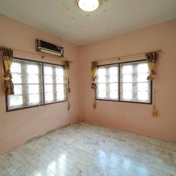 ขายบ้านเดี่ยว หมู่บ้านห้วยปราบเมืองทอง บ่อวิน 3นอน 2น้ำ ครัวต่อเติม รูปที่ 3