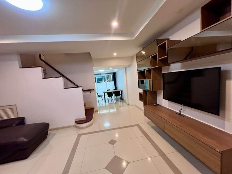 ตกแต่งครบ ให้เช่าบ้านทาวน์โฮม 3 ชั้น ศุภาลัย  พาร์ควิลล์ รามอินทรา23 ใกล้ MRT ลาดปลาเค้า รูปที่ 3