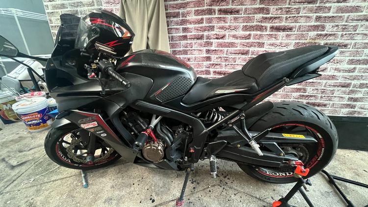 Honda CBR650F รูปที่ 3