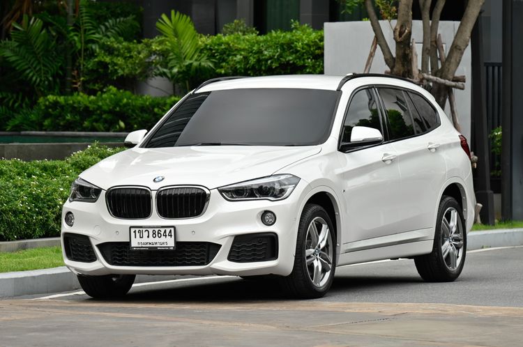 BMW X1 2021 2.0 sDrive20d M Sport Utility-car ดีเซล ไม่ติดแก๊ส เกียร์อัตโนมัติ ขาว