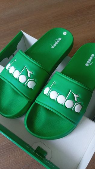 รองเท้าแตะ diadola11-12 US ใส่ได้ ของใหม่มือ 1