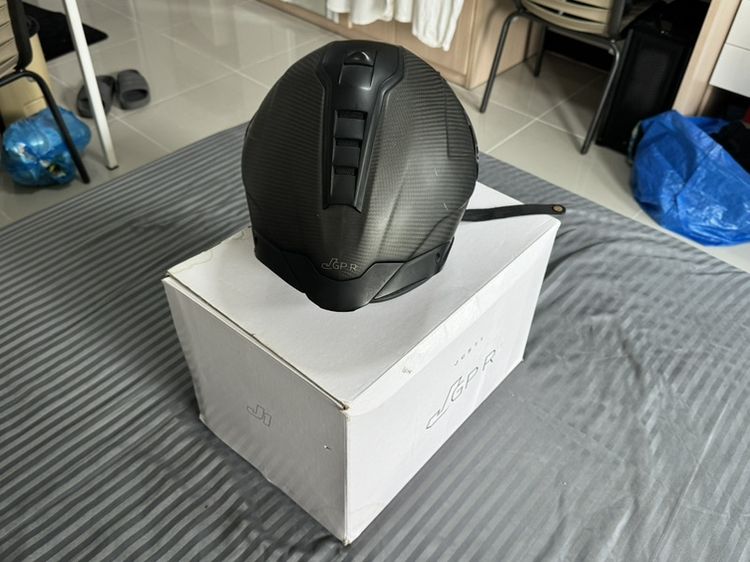 หมวกกันน็อค JUST1 J-GPR SOLID CARBON size xl รูปที่ 3