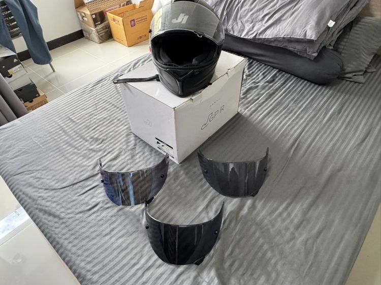 หมวกกันน็อค JUST1 J-GPR SOLID CARBON size xl รูปที่ 6