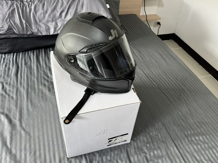 หมวกกันน็อค JUST1 J-GPR SOLID CARBON size xl รูปที่ 2
