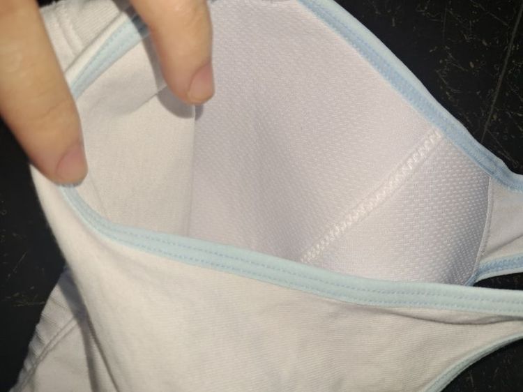 เสื้อใน รูปที่ 4