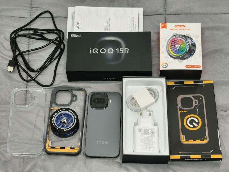 ขาย iQOO 15R 12+256GB ศูนย์ไทย แบต 99%