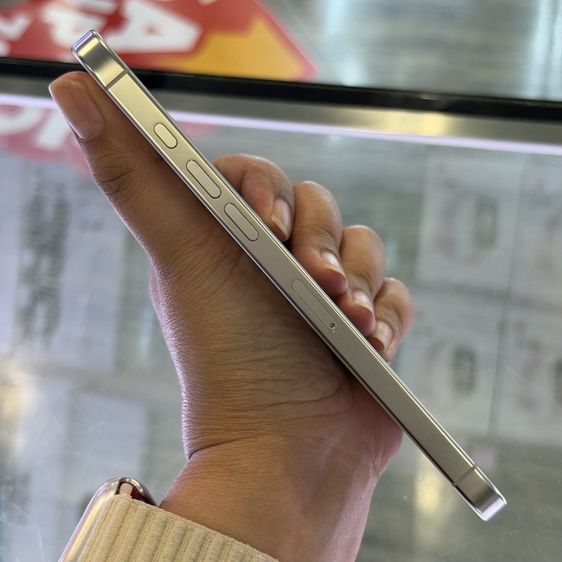 iPhone16 Pro Max 256GB สี White Titanium เครื่องศูนย์ สภาพสวยมาก🥰🥰 รูปที่ 3