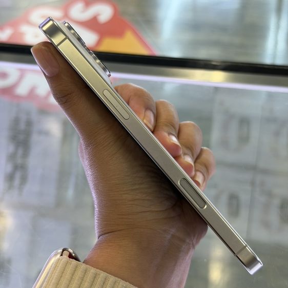 iPhone16 Pro Max 256GB สี White Titanium เครื่องศูนย์ สภาพสวยมาก🥰🥰 รูปที่ 4