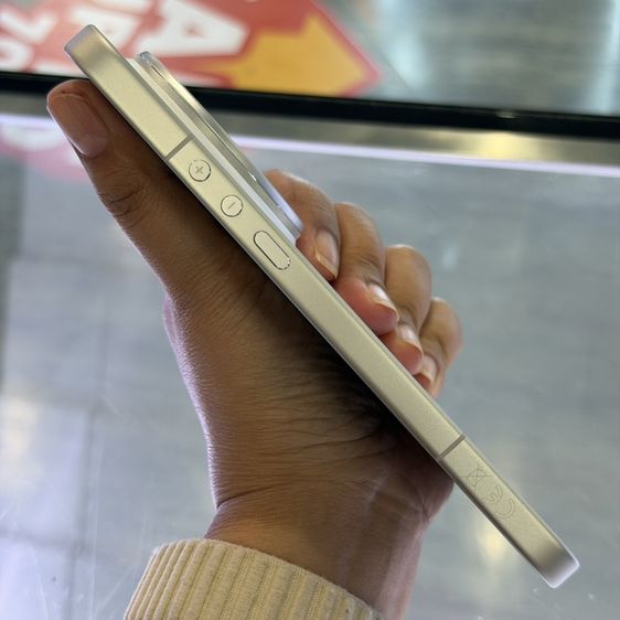 Xiaomi 17 Ultra สีขาว เครื่องศูนย์ สภาพสวยมากๆ จอ6.9นิ้ว แรม16รอม512 Snap8 Elite Gen5 กล้องLEICA 200ล้าน ประกันศูนย์ยาวๆถึง06/70 🔥🔥 รูปที่ 4