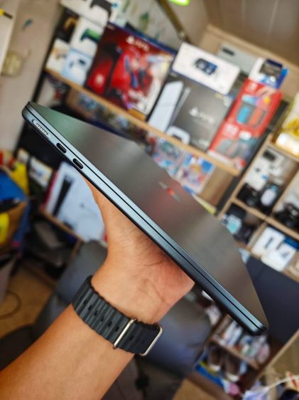 - MacBook Air 13 : M4 chip 10C CPU/8C GPU/16GB/256GB Midnight (2025) รูปที่ 10