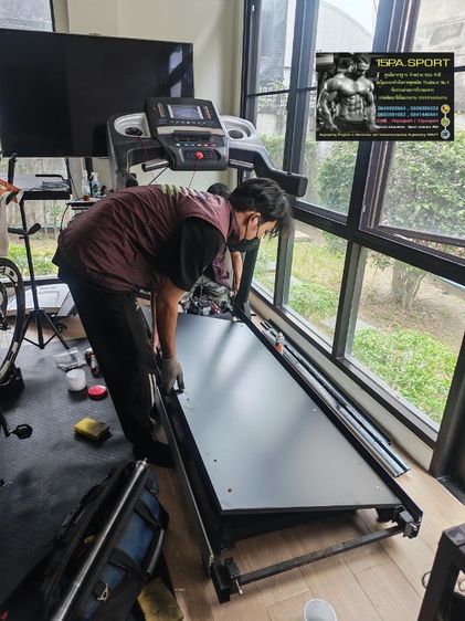 ช่างเปลี่ยนพื้นกระดานลู่วิ่งไฟฟ้าIrontec galaxy ช่างซ่อมลู่วิ่งไฟฟ้าวัชรพล ซ่อมได้ทุกรุ่น ทุกยี่ห้อ ทุกอาการ บริการถึงบ้านท่านทั่วไทย รูปที่ 10