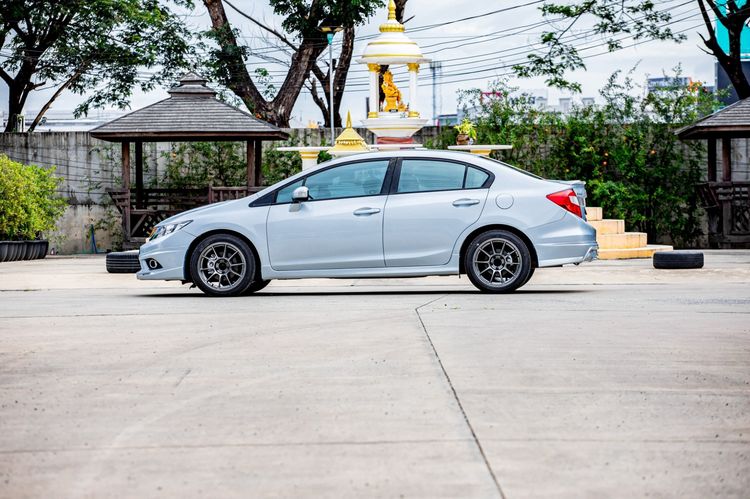 Honda Civic 2012 1.8 E i-VTEC Sedan เบนซิน เกียร์อัตโนมัติ ฟ้า รูปที่ 3