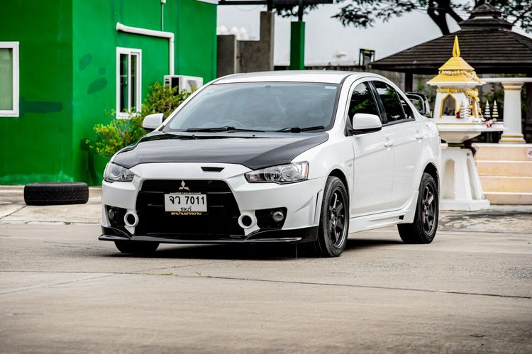 รถ Mitsubishi Lancer 2.0 SEi LTD สี ขาว