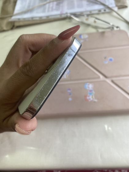 ขายด่วนมาก ไอโฟน 12 promax 128 สีขาว 4900 ราคาแค่วันนี้ เครื่องนอกLL/A การใข้งานปกติ มีตำหนิตามรานละเอียดด้านล่าง รูปที่ 12