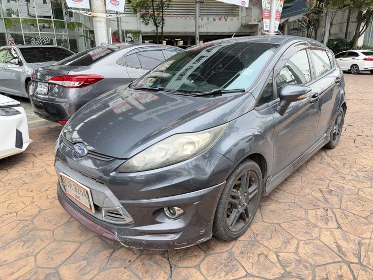 รถ Ford Fiesta 1.5 Sport สี เทา