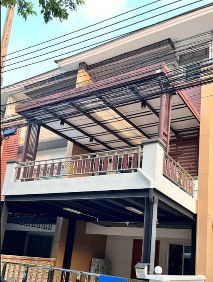 ให้เช่าทาวน์โฮม 3 ชั้น