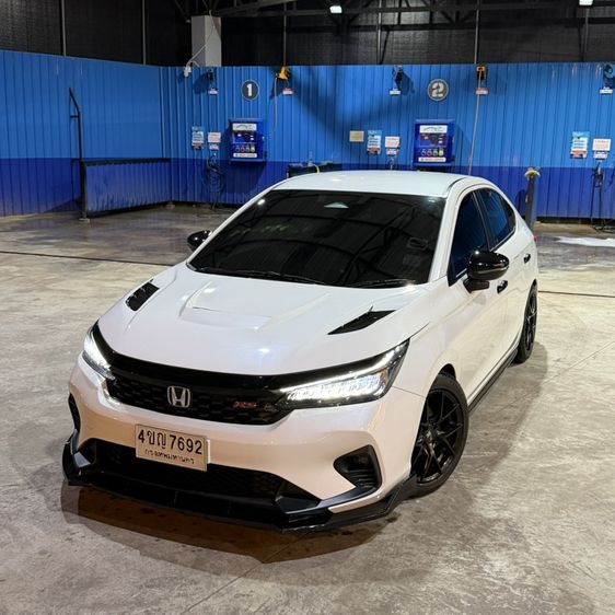 รถ Honda City 1.5 e:HEV RS สี ขาว