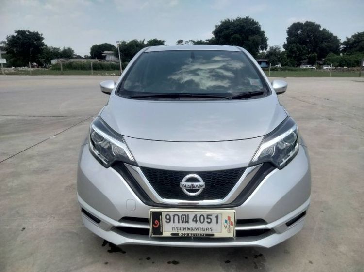 รถ Nissan Note 1.2 V สี เทา