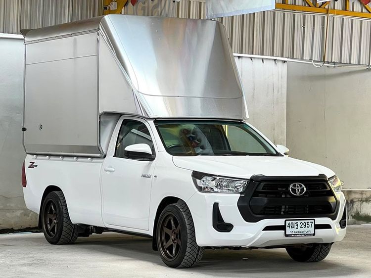 รถ Toyota Hilux Revo 2.4 Entry สี ขาว