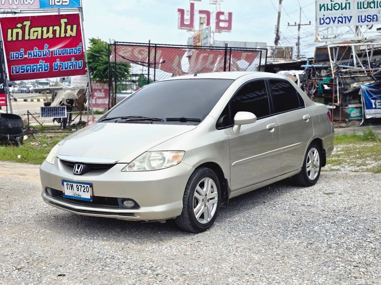 รถ Honda City 1.5 V i-VTEC สี บรอนซ์ทอง