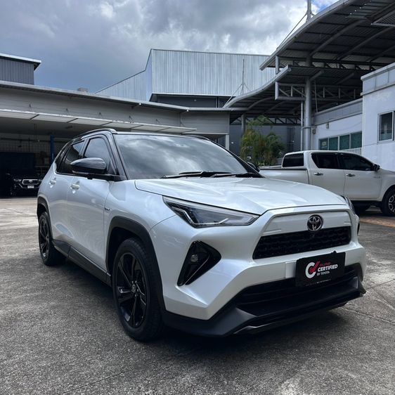 Toyota Yaris Cross 2026 1.5 HEV Premium Luxury Utility-car ไฮบริด ไม่ติดแก๊ส เกียร์อัตโนมัติ ขาว